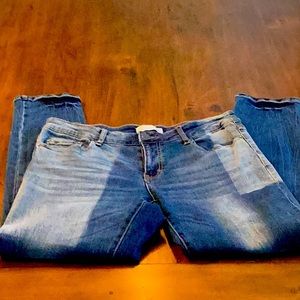 Brass Plum denim, acid blocked $ cropped EUC. Size 29 great condition!